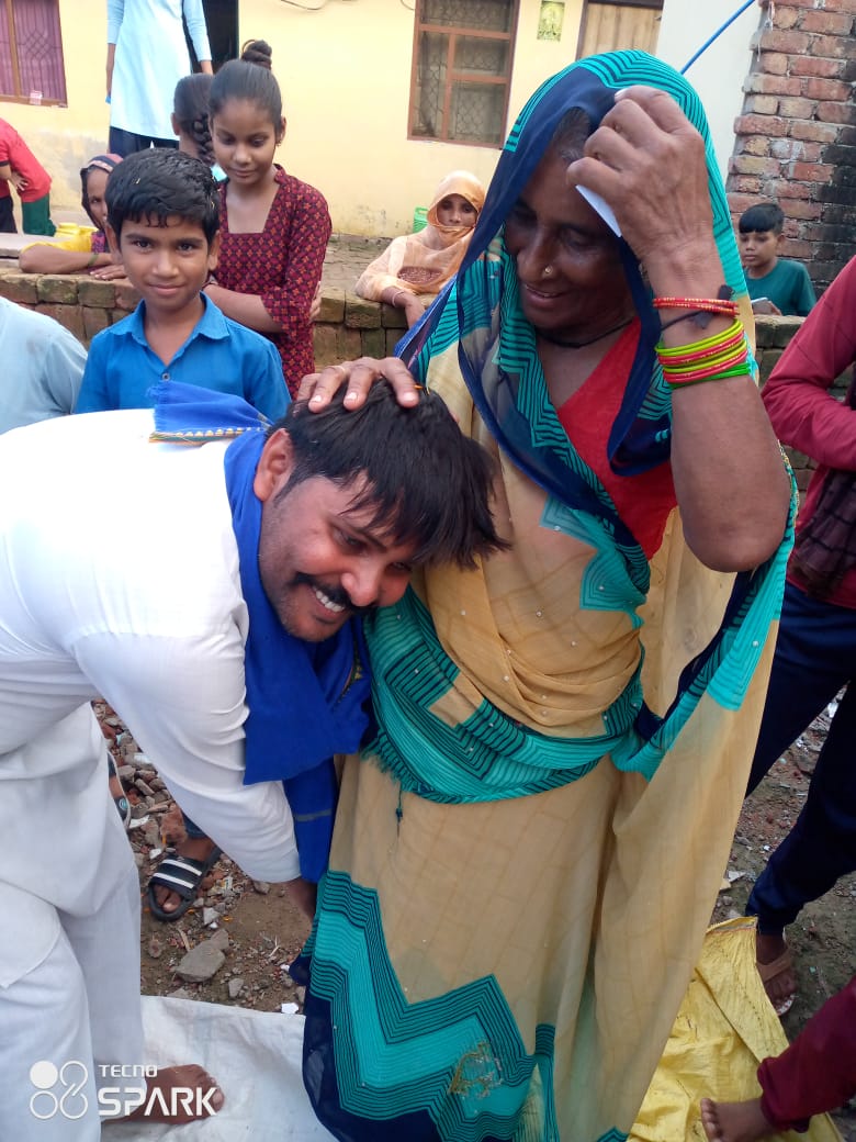 आज देर रात तक #नदबई_विधानसभा  अनेकों गांव में मीटिंग संपन्न हुई, इसी दौरान #27पंचायत व #89गांव पूरे हुए #भीम_आर्मी <a href="/ASP4Rajasthan/">Aazad Samaj Party - Rajasthan</a>  के समर्थन में लोगों ने बड़ी संख्या में एकजुटता का परिचय दिया,  
<a href="/BhimArmyChief/">Chandra Shekhar Aazad</a> <a href="/VinayRatanSingh/">Vinay Ratan Singh</a> <a href="/anil_aazad/">Anil Kumar Dhenwal</a> <a href="/SatyapalChASP/">Satyapal Chaudhary</a> <a href="/BhimArmy_BEM/">भीम आर्मी भारत एकता मिशन</a> @B_L_ASP_K