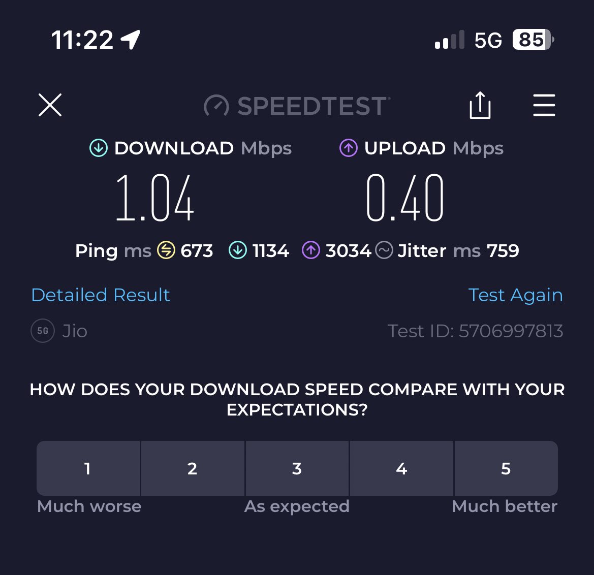 VidvsCom's tweet photo. As far I know 5G give more speed then 4G then what is this @reliancejio @JioCare #NaamKa5G https://t.co/qX7N2jmExV