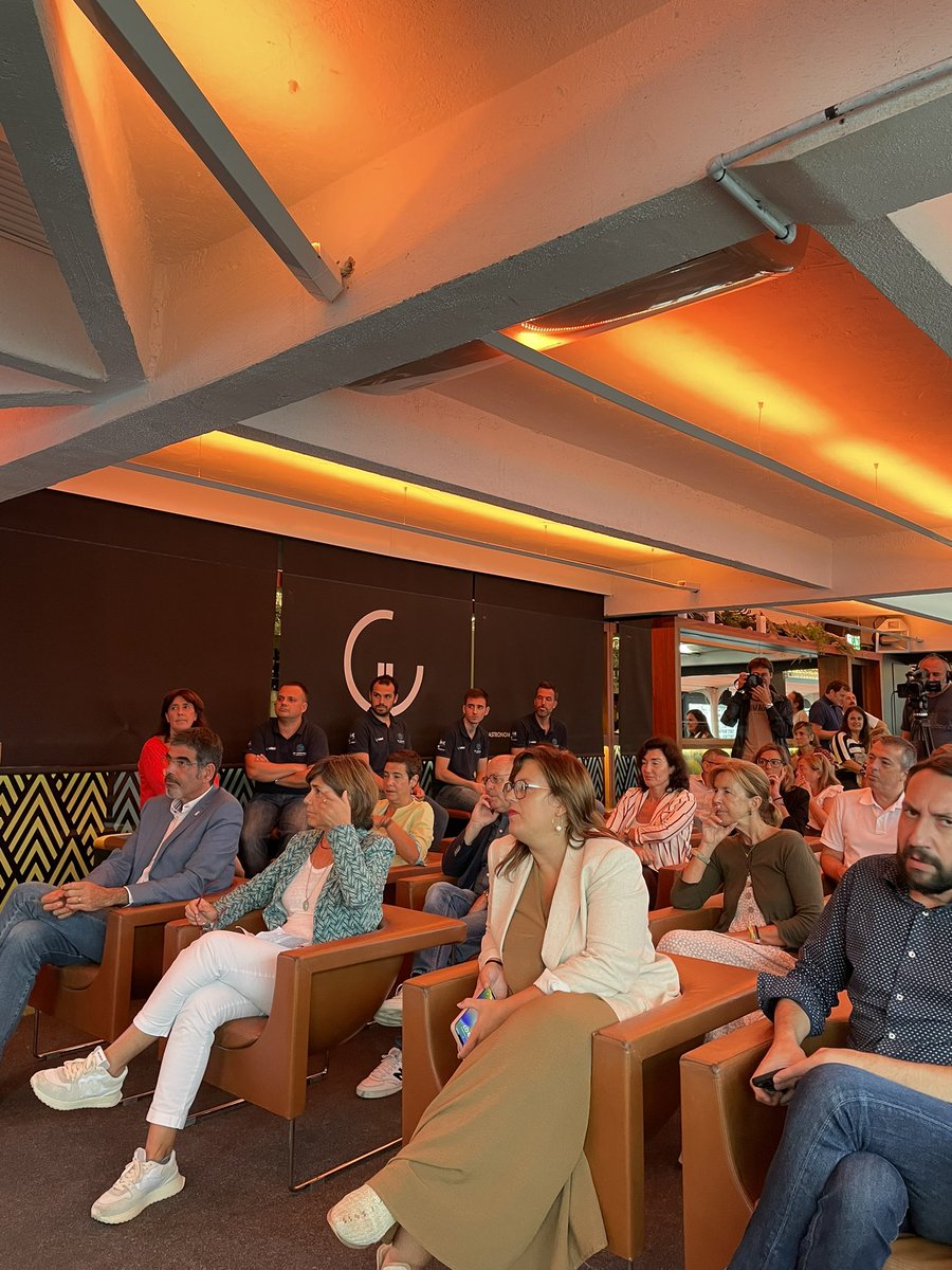 IDK EUSKOTREN tweet media