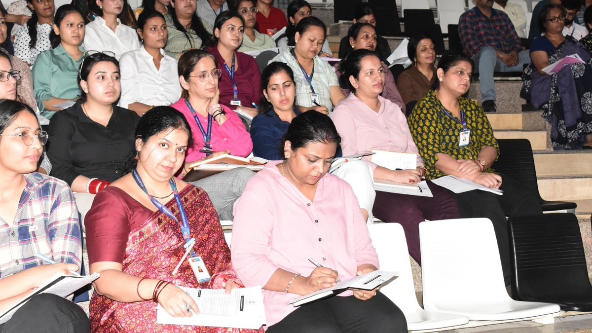 SchoolMbs's tweet photo. #Teaching #Methodologies #Workshop #Education #Pedagogy #Learning #TeacherTraining #InnovativeTeaching #EffectiveTeaching #TeachingStrategies #EducationalMethods #TeacherDevelopment #TeachingTechniques #StudentEngagement #LearningStyles #TeachingSkills #ProfessionalDevelopment https://t.co/MUcuspUfn7