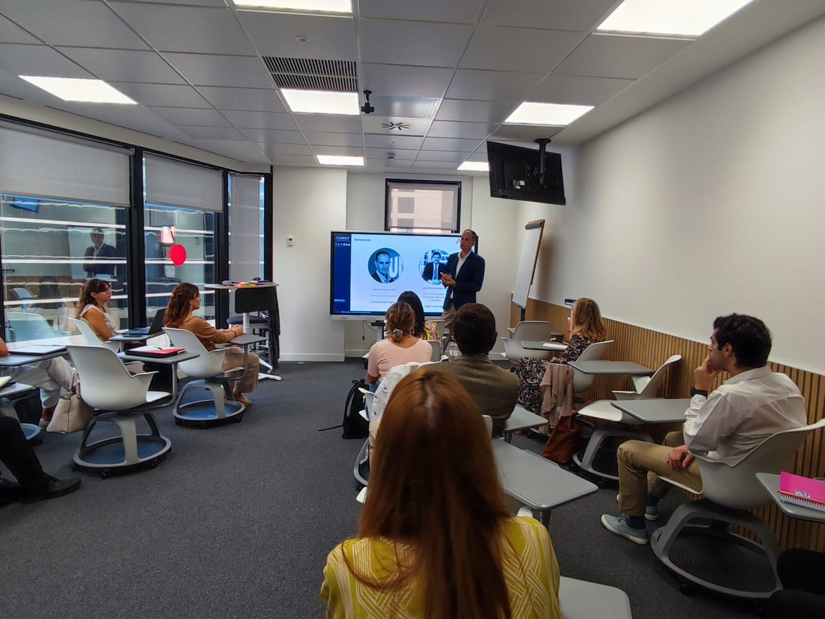 sernauto's tweet photo. Comienza la I edición del curso "ESG en la estrategia empresarial" de @sernauto, @CUNEF y #conese. Objetivo: empoderar a directivos y profesionales para liderar la incorporación de iniciativas de #Sostenibilidad en sus estrategias.
👉Más info: https://t.co/e4Y5KmTWNd https://t.co/w256sIcRTD