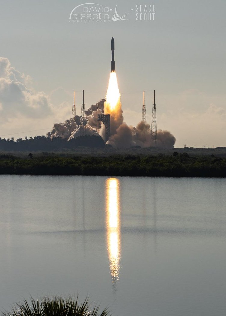 mushmulk's tweet photo. More beautiful shots of @ulalaunch 's #AtlasV for the #RocketPorn column! @torybruno Thanks to the photogrpahers in the ALT! https://t.co/QenHFlfn54