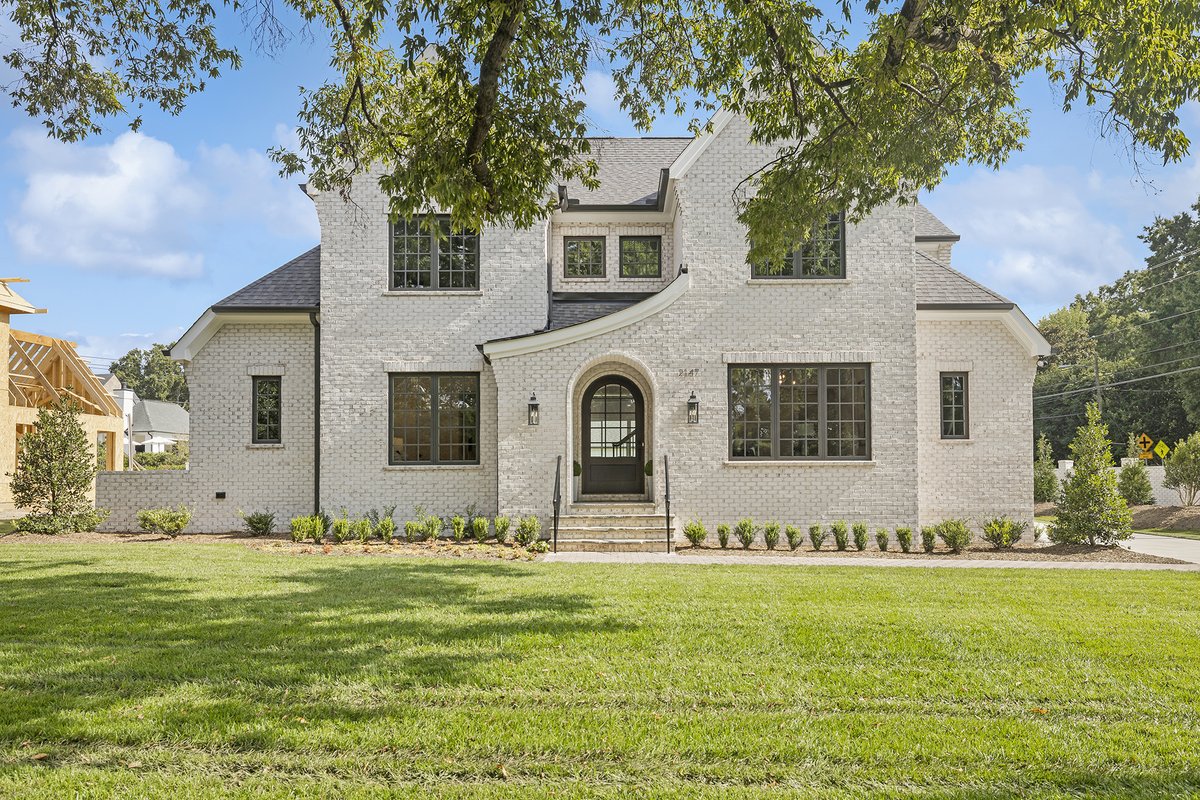 Simonini_Homes's tweet photo. 2147 Sharon Avenue is SOLD!
If you missed out on this beautiful home, contact our Custom Homes sales agent to discuss building this plan or select from our other custom home plan offerings.

Contact Mitzi Lewis at mlewis@simonini.com or 757-870-4554 https://t.co/yhAAUbV6VE