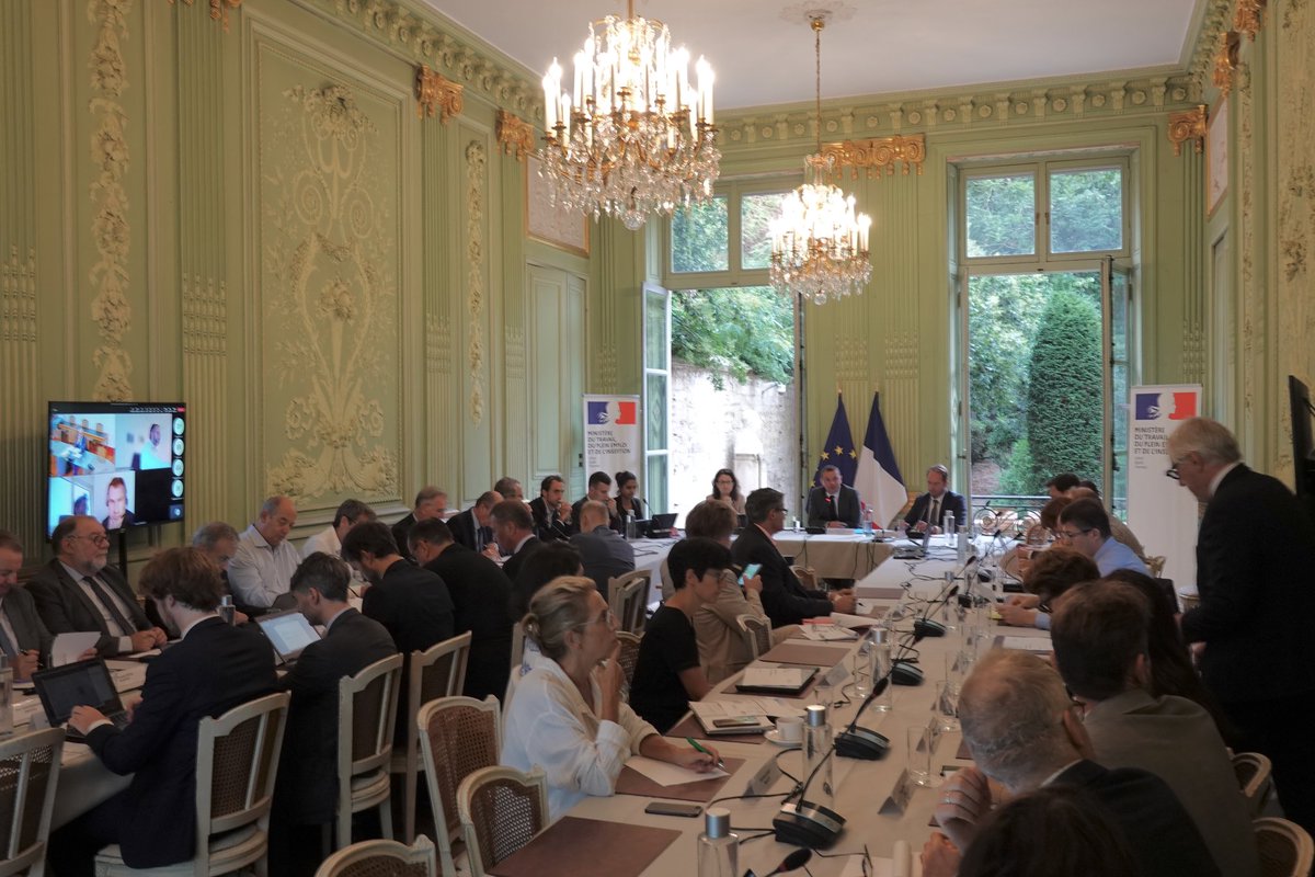 Comité #FranceTravail aux côtés de <a href="/olivierdussopt/">Olivier Dussopt</a> et des partenaires sociaux, des acteurs de l’emploi,de la formation &amp; de l’insertion

Point d’étape sur les expérimentations RSA et leurs premiers enseignements ainsi que sur les préfigurations régionales qui débutent