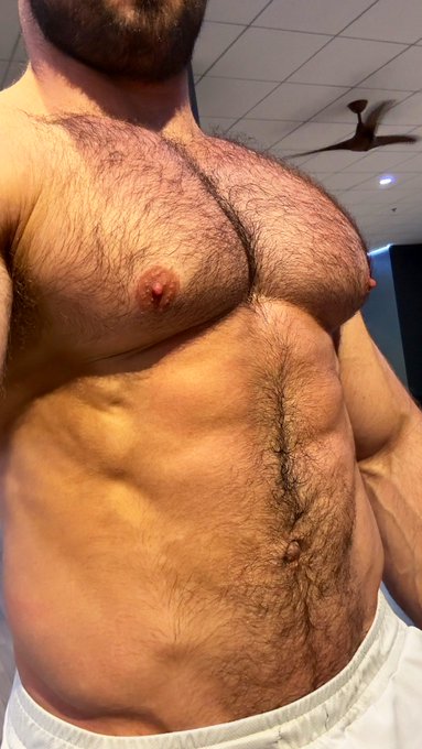 Titty Tuesday! https://t.co/V2PjJbHBGD<a href="/tag/thirstythursday"class="tags"><span>#thirstythursday</span></a>