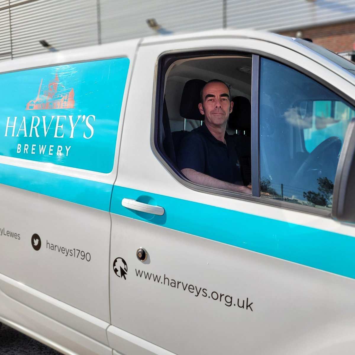 Harveys1790's tweet image. Live in Lewes? 

We offer free local delivery every Friday to Lewes and local areas!  (Enter your postcode at checkout to see if you are eligible)🍻🚚

Don't forget, we can pick up your #returnablebottles too! ♻️

Shop Harvey's beers, wine, and merch here: shop.harveys.org.uk