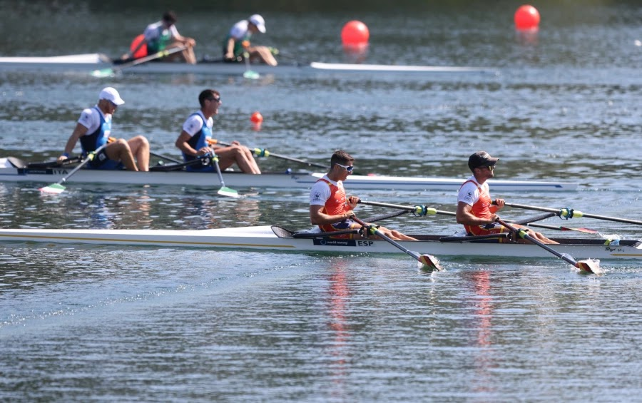 🚣 Mundial de remo #Belgrado2023 

🇪🇸 España no logra medallas pero sí un botín de 🎟️ 4 plazas olímpicas.

➡️ Dennis Carracedo y Caetano Horta
➡️ Rodrigo Conde y Aleix García
➡️ Jaime Canalejo y Javier García
➡️ Esther Briz y Aina Cid

🔗historiadeportiva.com/2023/09/mundia…