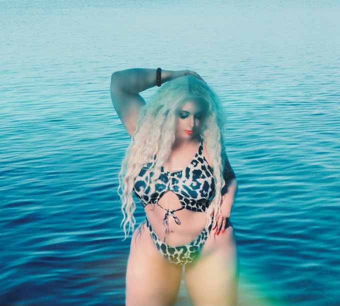 💦 https://t.co/eyS1AwPpoZ
