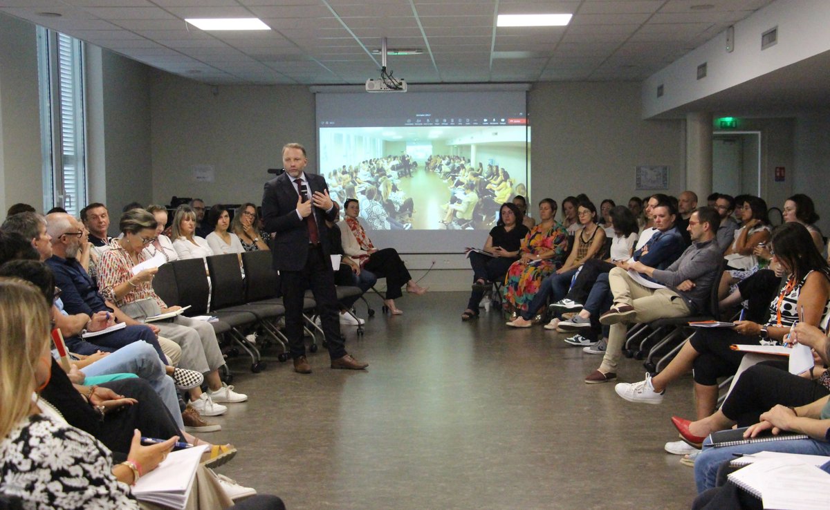 cdgfpt_31's tweet photo. Séminaire de rentrée ce 12 septembre pour le #CDG31
➡️ présentation des #ProjetsStratégiques prioritaires
➡️ lancement du #ProjetDétablissement avec la participation exceptionnelle de @MathiasVicherat , Directeur de Science Po Paris
➡️ sensibilisation à la cybersécurité https://t.co/UHMRa8cyfm