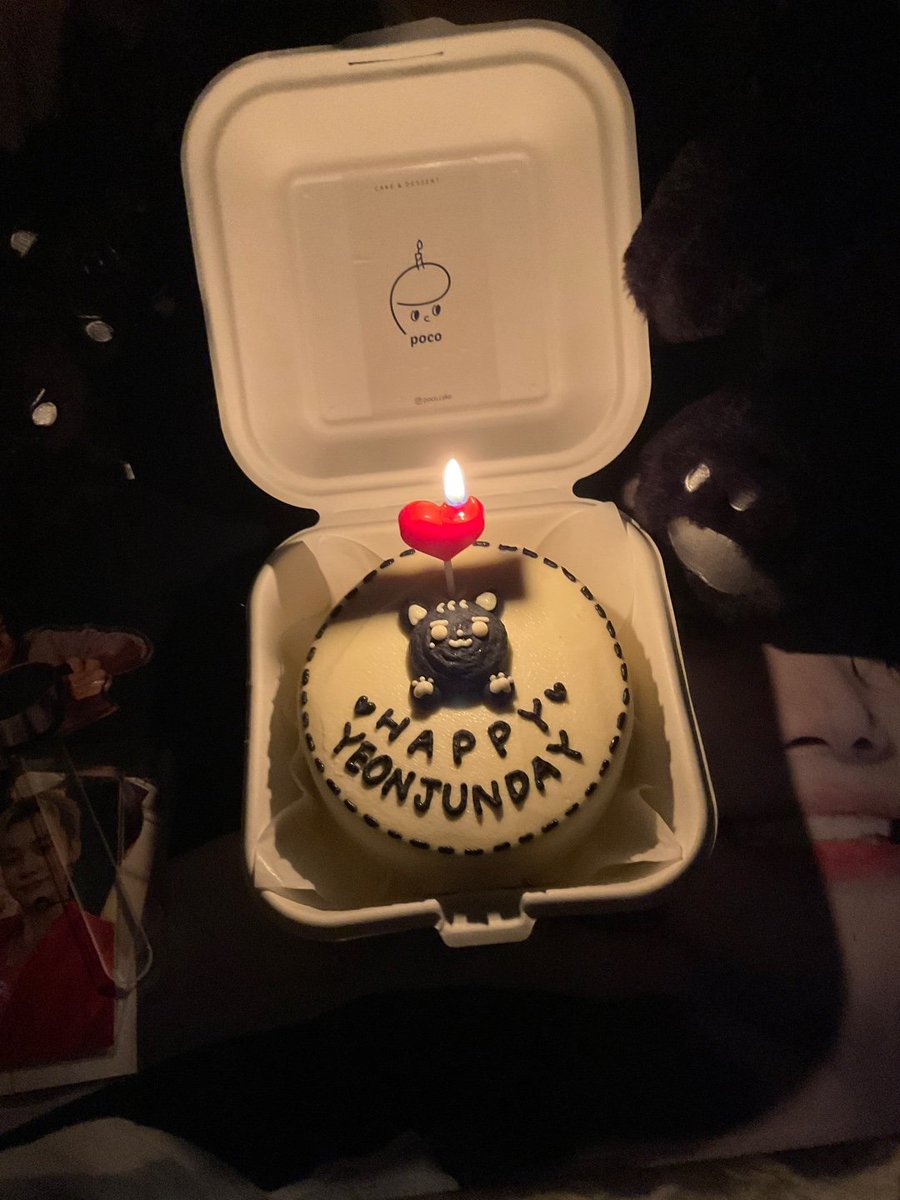 우리 이쁘고 사랑스러운 연준이의 생일을 축하해🍀❤
케이크 제작 허락해주신 까미님 감사합니당☺☺ 
(<a href="/Kkami_13/">최까미</a>,@CosgroveBr80317)
#가을의_입맞춤_속_태어난_연준이
#OnceInAMillenniumYeonjun