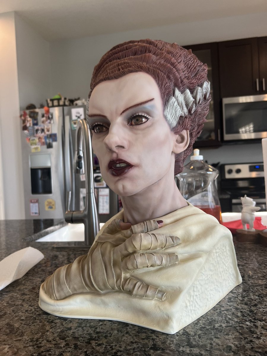 Joey_M_66's tweet photo. Finished a Bride of Frankenstein commission for @goblackheart https://t.co/5KuhhErgYn