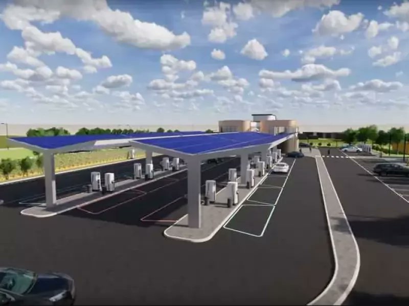 Auto elettriche, sull'A4 apre il primo centro di ricarica drive through auto.everyeye.it/notizie/auto-e…