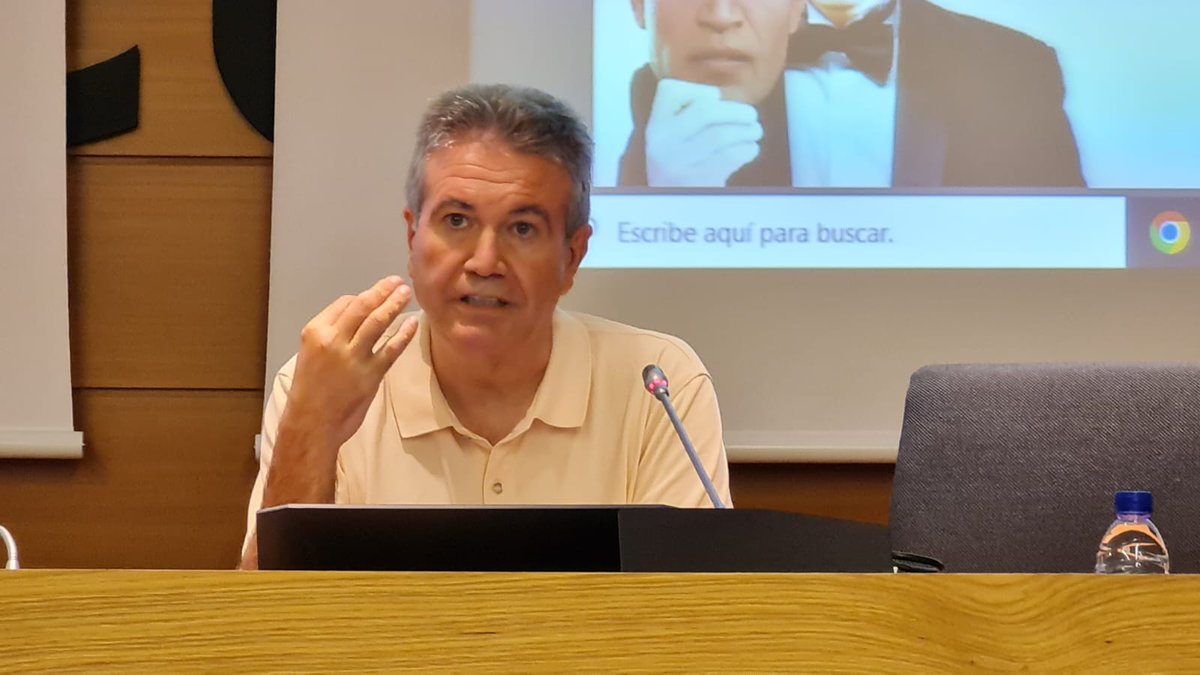 AEEEIE's tweet photo. 👏"Intelivoz. Un nuevo enfoque para la síntesis de voz en el mundo del audiolibro" con #AntonioQuiros @vintalis2022 en las X Jornadas de la Edición en el Nuevo Mundo de la edición
#Autor23 https://t.co/7TmDUgKfDh