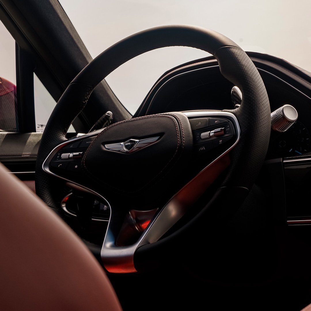 GenesisofWC's tweet photo. Style like no other #GV70 @GenesisUSA

#genesis #mygenesis #keepbeginning #suvlife #luxury #lifestyle #dreamcar #carsofinstagram https://t.co/RKLphRZCV3