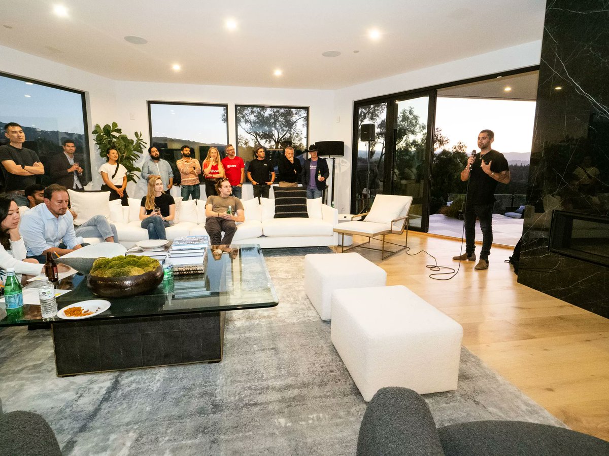 Salesbricks 🧱 tweet media