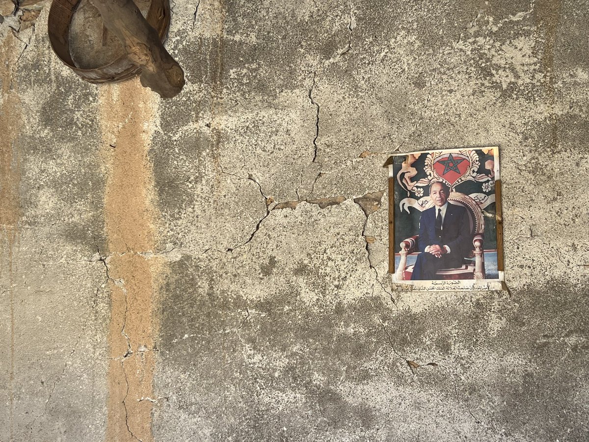 Younes_Saoury's tweet photo. À Ighil, l’œil du séisme, le temps s’était arrêté à l’ère Feu Hassan II
#Ighil #Séisme #Al_Haouz https://t.co/XcIipl9ABZ