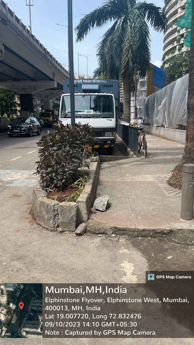 PrashantGangan5's tweet photo. Why is BMC ignoring things done by such a big builder and taking actions on poor civilians every time? It's clearly showing enthronement on the road; they have extended this beautification beyond the footpath.
@mybmcWardGS @mybmc @MCGM_BMC @bmcmumbai @MumbaiPolice https://t.co/7TH7ZnU02N