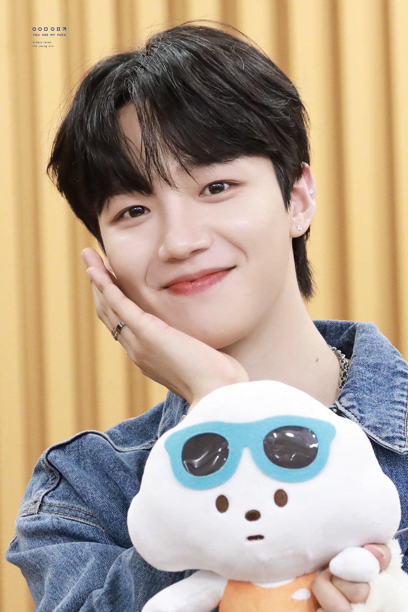 YOUAREMYPACA's tweet photo. 230909 팬싸

(*´꒳`*) GOOD 빵미니밤

#임영민 #LIMYOUNGMIN @LYM_offcl https://t.co/XfaFoBCXSV