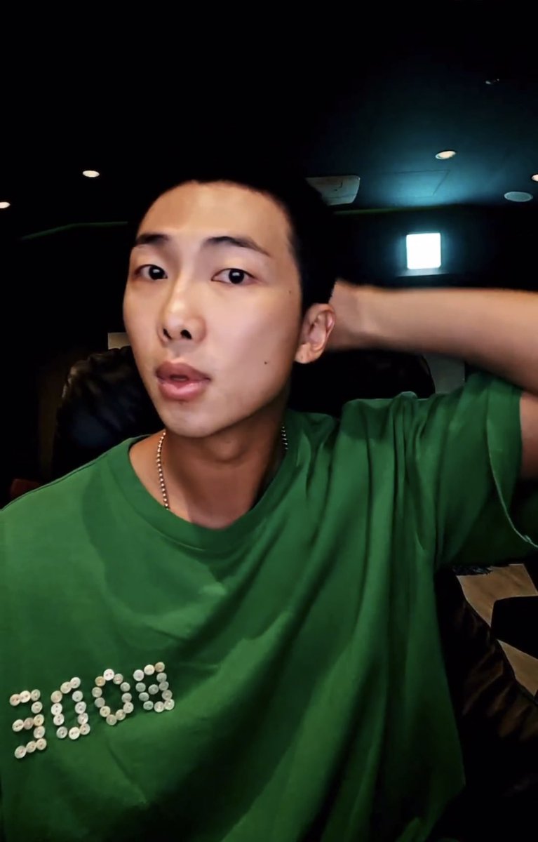 RMPICS_twt's tweet photo. happy birthday diiiiiiiiiiiiimples,
I hope you had an amazing day 💚
#LifeIsBetterWithRM @BTS_twt
#OurWildFlowerRM #RM
#HappyBirthdayNamjoon
#HappyRMDay 🐨💜 https://t.co/dzL6dHQHYA
