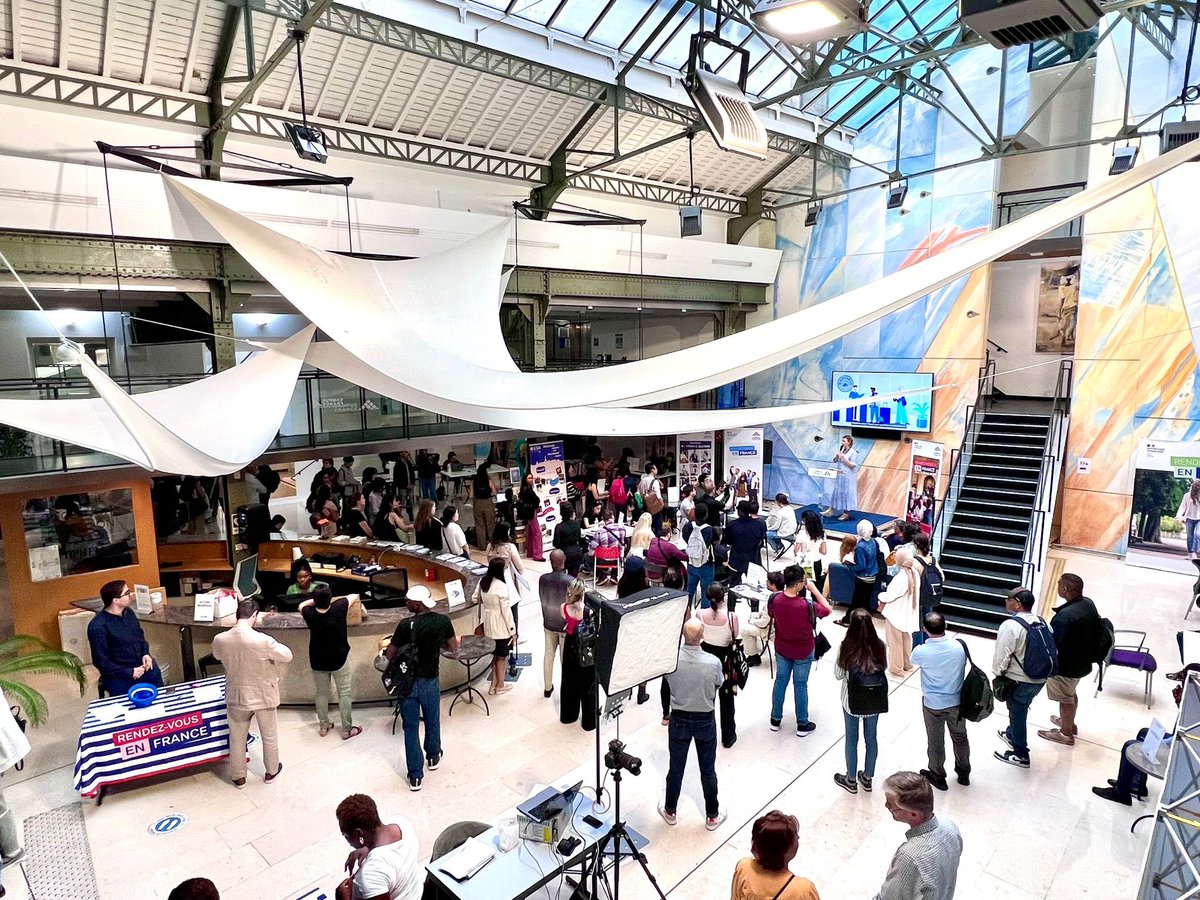 Campus France tweet media