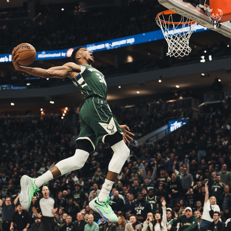 Bucks's tweet photo. The best snaps from Giannis' 22-23 campaign 📸

#BucksPlayerWeek | @Giannis_An34