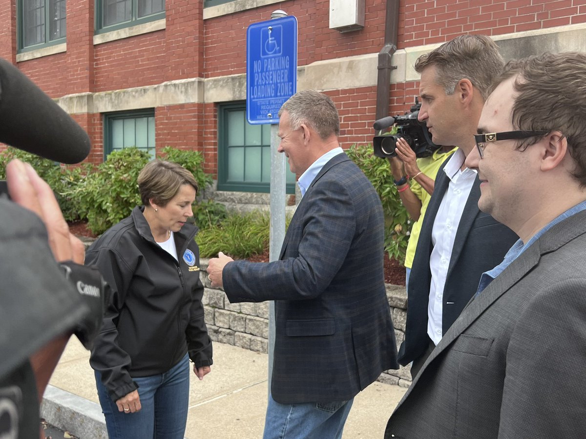 Governor Healey is here. Meeting with local officials Town Manager Mike Borg, Pare and Rep Scanlon.