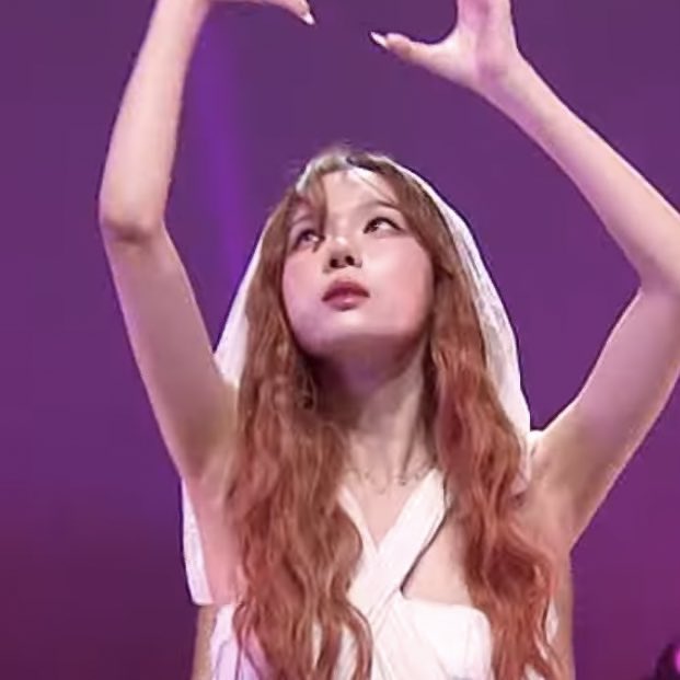 winter700_'s tweet photo. 우리공주님이 주님이라니😭😭😭😭😭 https://t.co/bOUVsq2WwV