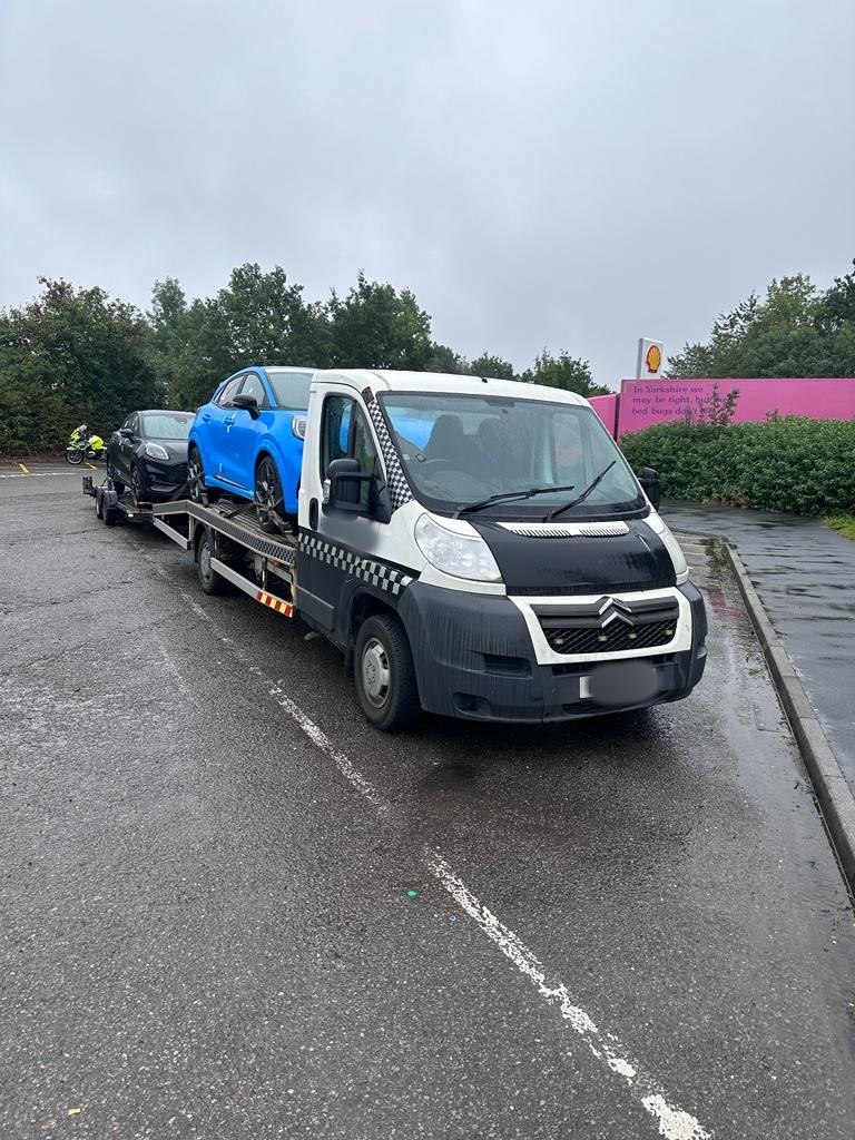 Again at #tibshelf. Stopped for check as appeared in a rush. Overweight on train weight of vehicle. No operators licence and no Tacho. Driver reported and vehicle #prohibited from onwards travel. #opsbikes #optramline