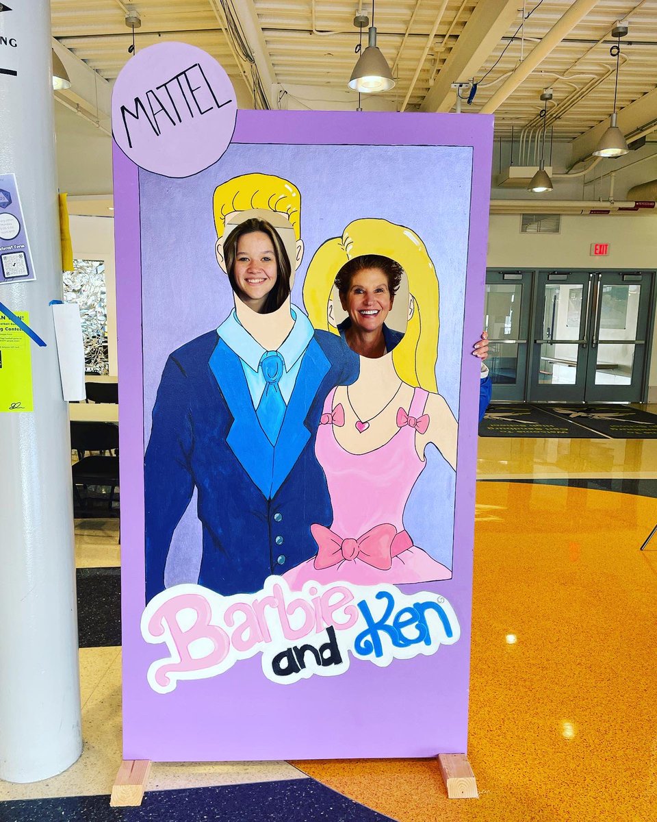 SandburgArt's tweet image. Barbenheimer Day! 
Huge shout out to Jr AP studio art monster Cameron (and Dad) for totally taking on the production of our Barbie photo display! 
Absolutely killed in, great job Cam!
#madeatsandburg @SandburgHS #highschoolart #highschoolartstudent