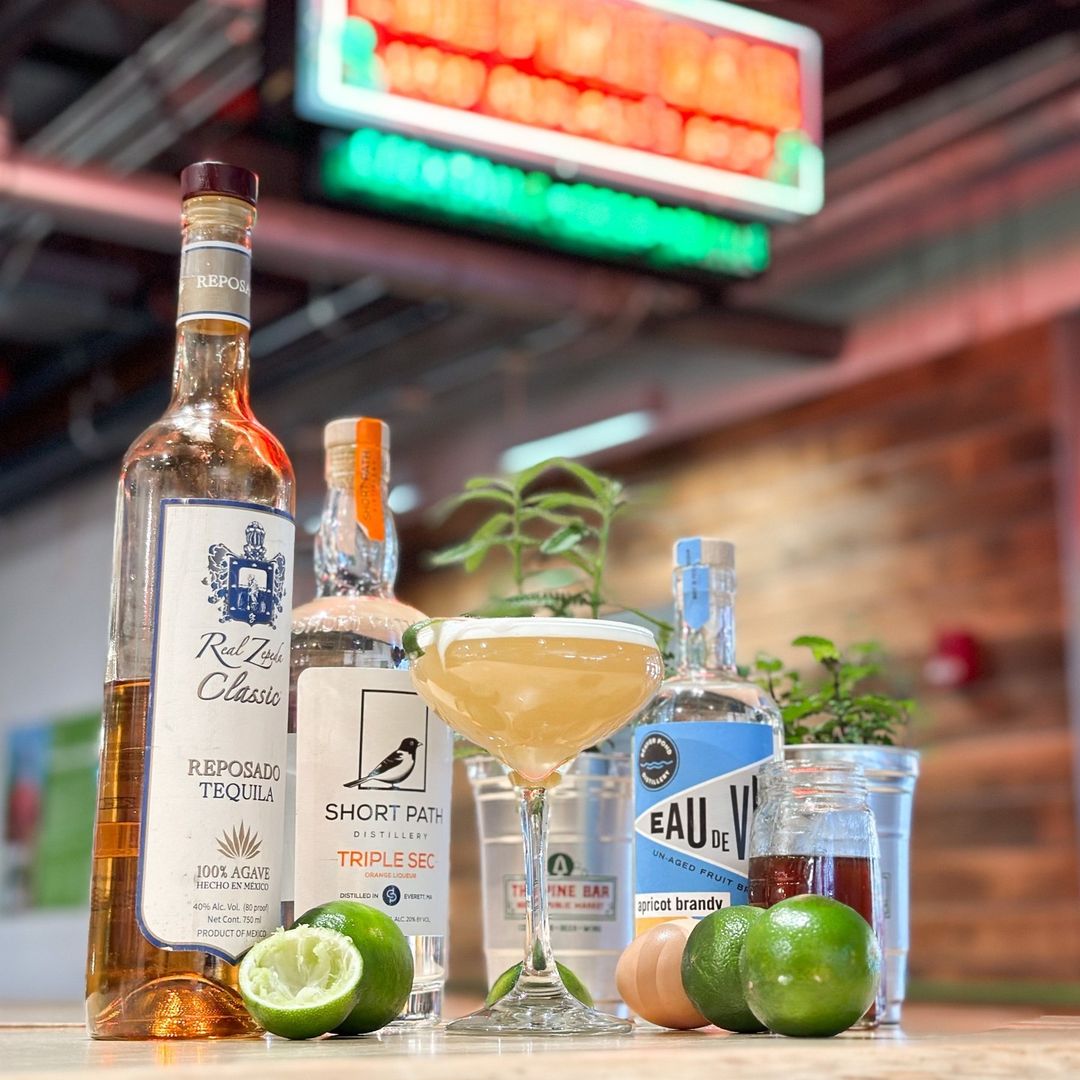 Each week on #TravelTuesday we highlight some of our favorite local businesses.

This week we’re focusing on @bospublicmarket. This space is an indoor, year-round marketplace featuring nearly 30 New England vendors—as well as a great host for Sofar shows!