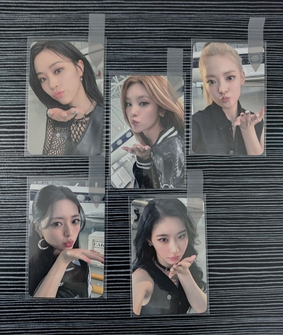 itchycart's tweet photo. from: @yejicollects | #fromyjc
my fave girlies came home! tysm for sending them home safely and for the hassle free transaction. nakauwi na one of my yeji prios this era 🥹 til next budol! 💕
#solxmails https://t.co/8RaMhGx22y