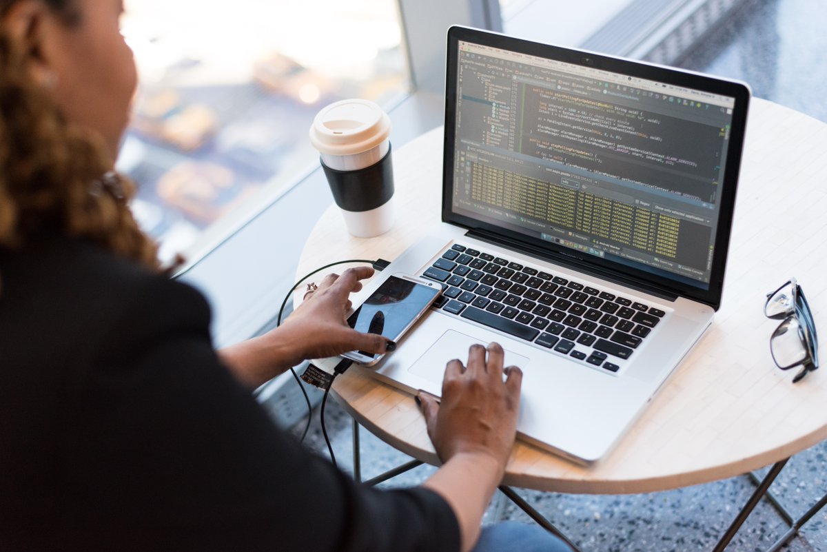 Kynoteck's tweet photo. Don't let technology be a barrier to success. Kynoteck's user-friendly interfaces and comprehensive training resources ensure a smooth adoption process, empowering your team to leverage the full potential of our software. #EasyAdoption #TrainingSupport https://t.co/vEQCtw4KLk