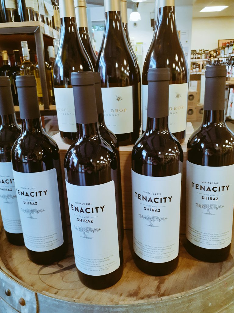 The Top Wine Sale is now on! 
All at £9.99 when you mix any six.

Villa Maria Celler Selection Sauvignon £9.99

Guv'nor VIP £9.99

Tenacity Old Vine Shiraz £9.99

Honey drop Chardonnay £9.99