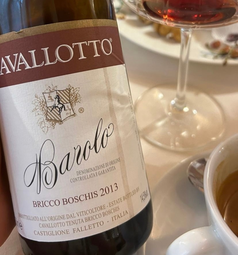 #Cavallotto is, in my opinion, definitely behind some of the best #Barolo. Don't you think?

#briccoboschis #rarewine #winelovers