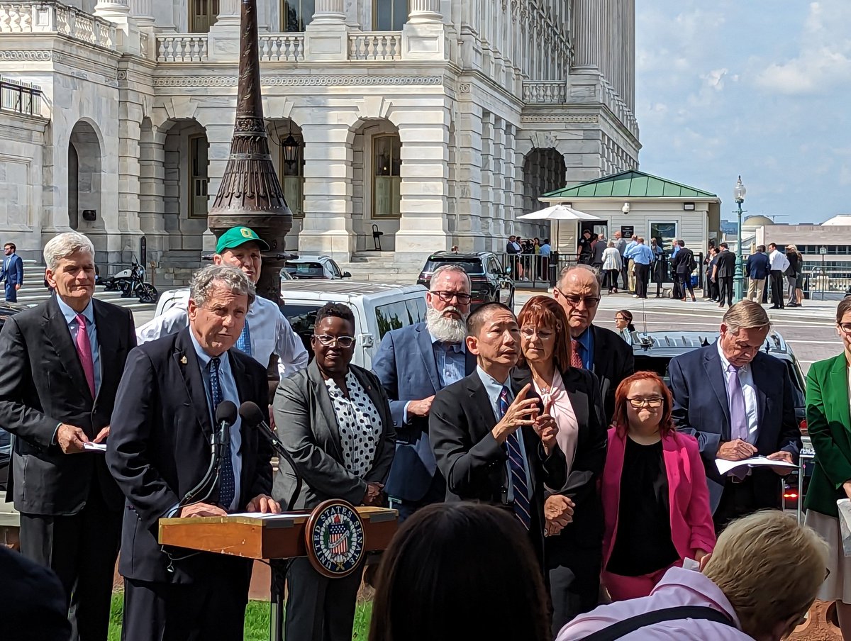 Excited to be with such great champions like @SenSherrodBrown @RonWyden @BillCassidy to raise the SSI asset limit and #DemolishDisabledPoverty #UpdateSSI!