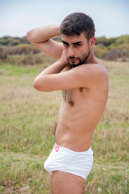 Like ??? Hacia buen dia ayer en la playa !!!   https://t.co/u2qsmno283  For more .. https://t.co/hIv