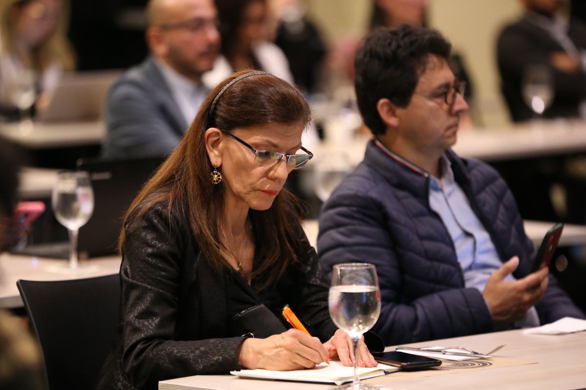 ✅Fortalecer y consolidar la investigación científica y el desarrollo tecnológico de 🇨🇴
✅Conformar redes de investigación e información
✅Generar ideas, métodos y herramientas que permitan el acceso a la información
✅Desarrollar procesos de apropiación social del conocimiento