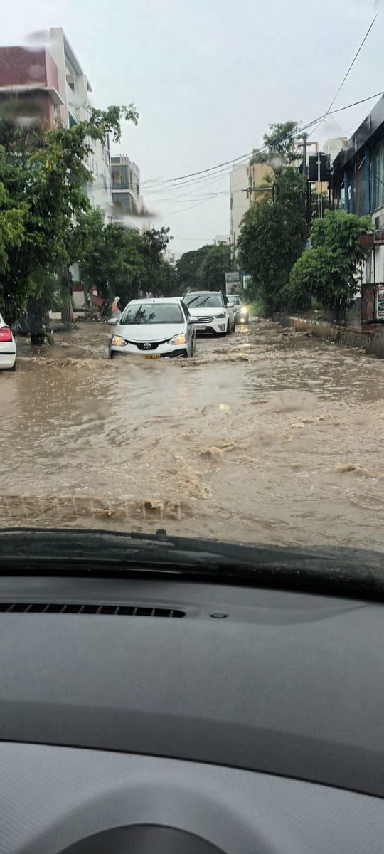 pradeepraob's tweet photo. @GHMCOnline @KTRBRS @ZC_SLP seeing this visual everyday in rainy season-past 3 years -Aparna hillpark road, no permanent solution but keeps board “your tax money at work” why public money is wasted on same works for yrs? Unfortunately only access rd for us https://t.co/Q3ZndrGoC7