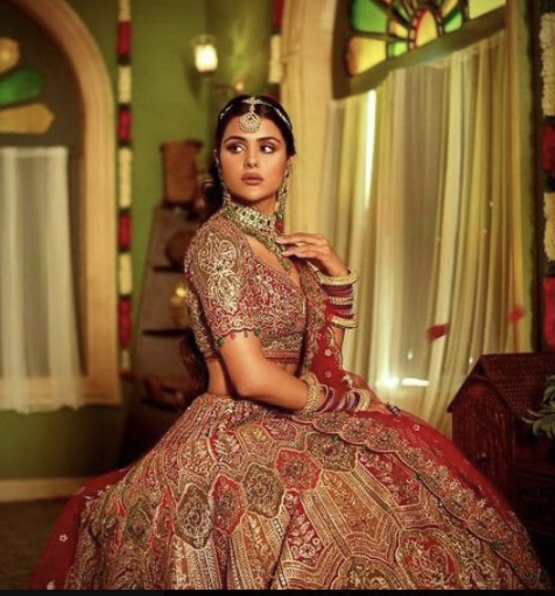 GlitzVision_USA's tweet photo. Exciting News! #PriyankaChaharChoudhary and #RandeepHooda Join Forces for a Mesmerizing Music Video – A #BPraak Melody, 'Zohrajabeen'. Priyanka Radiates Royalty in a Gorgeous Red Lehenga. Stay Tuned for the Visual Extravaganza!" 🎶🎬🌟 #MusicVideoMagic #ComingSoon #Zohrajabeen #PriyankaChaharChoudhary