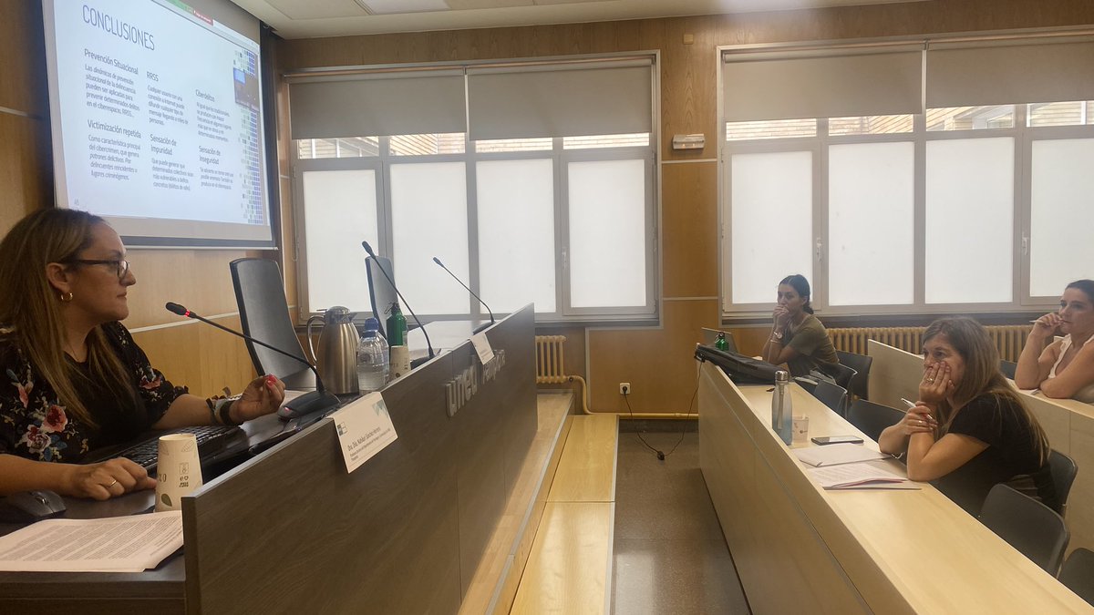 unedpamplona's tweet image. Cursos de Verano 🌞(II) 

🔛 “Análisis geográfico y mapas del delito: criminología y ciencia”. 

👉 Criminalidad en los &quot;no lugares&quot;: los ciberescenarios del crimen

🗣️Nahikari Sánchez Herrero.  Profesora Doctora de Psicología y Criminología @UNED

#SomosUNED #Somos2030