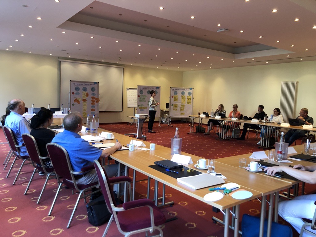 Welche Handlungsfelder die kommunalen #Jobcenter haben, um in Leistung und Integration noch enger zusammenzuarbeiten, darüber diskutierte der VR5 in der dritten Sitzung im #Benchlearning.