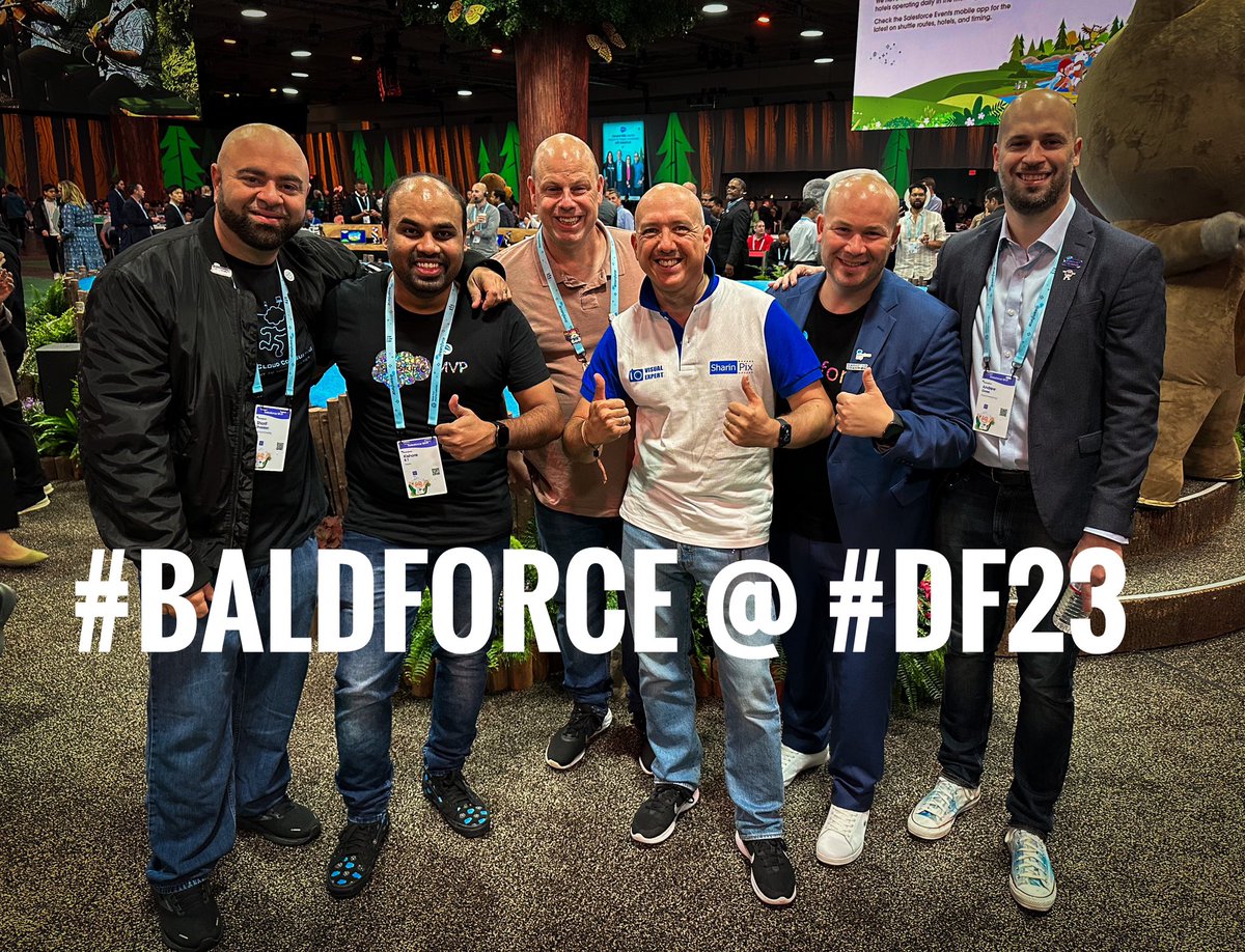 As usual a good @dreamforce keynote always starts by a #SalesforceMVPs #BALDFORCE picture !!!

Such a shiny photo 🤳👨‍🦲🧑‍🦲👨‍🦲🧑‍🦲👨‍🦲