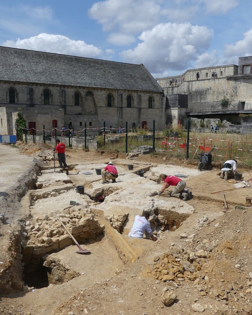 [#JourneesDuPatrimoine] Ce week-end, l'Inrap fête le patrimoine ! 🎉

Les 16 et 17 septembre, l’Inrap organise partout en France des manifestations autour du patrimoine archéologique : portes ouvertes de chantier, expos, conférences...

Le programme 👉 inrap.fr/evenement/jour…