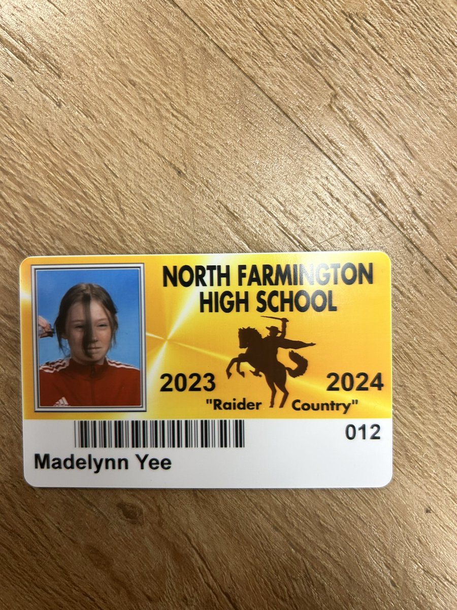 maddie🦈 tweet media