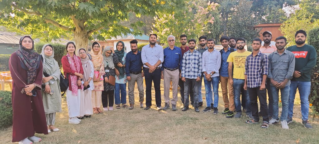 Shahid Rasool میانخیل tweet media