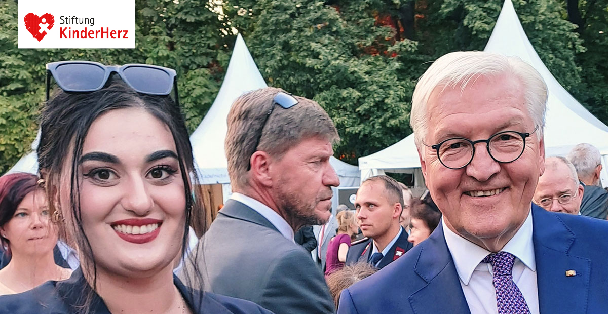 Am Wochenende fand erneut das jährliche #Bürgerfest des #Bundespräsidenten statt.  Unsere neue #Auszubildende Diana durfte den Bundespräsidenten persönlich treffen und ihm von unserer #Arbeit erzählen. Vielen #Dank an alle, die dies möglich gemacht haben!