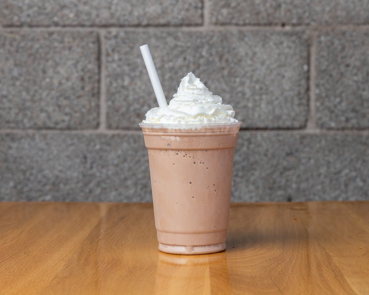GrazeTucson's tweet photo. Make your day sweeter with our creamy and all-natural chocolate milkshake made with premium ice cream. #NationalChocolateMilkshakeDay 🍦 https://t.co/z4TiHuWyLH