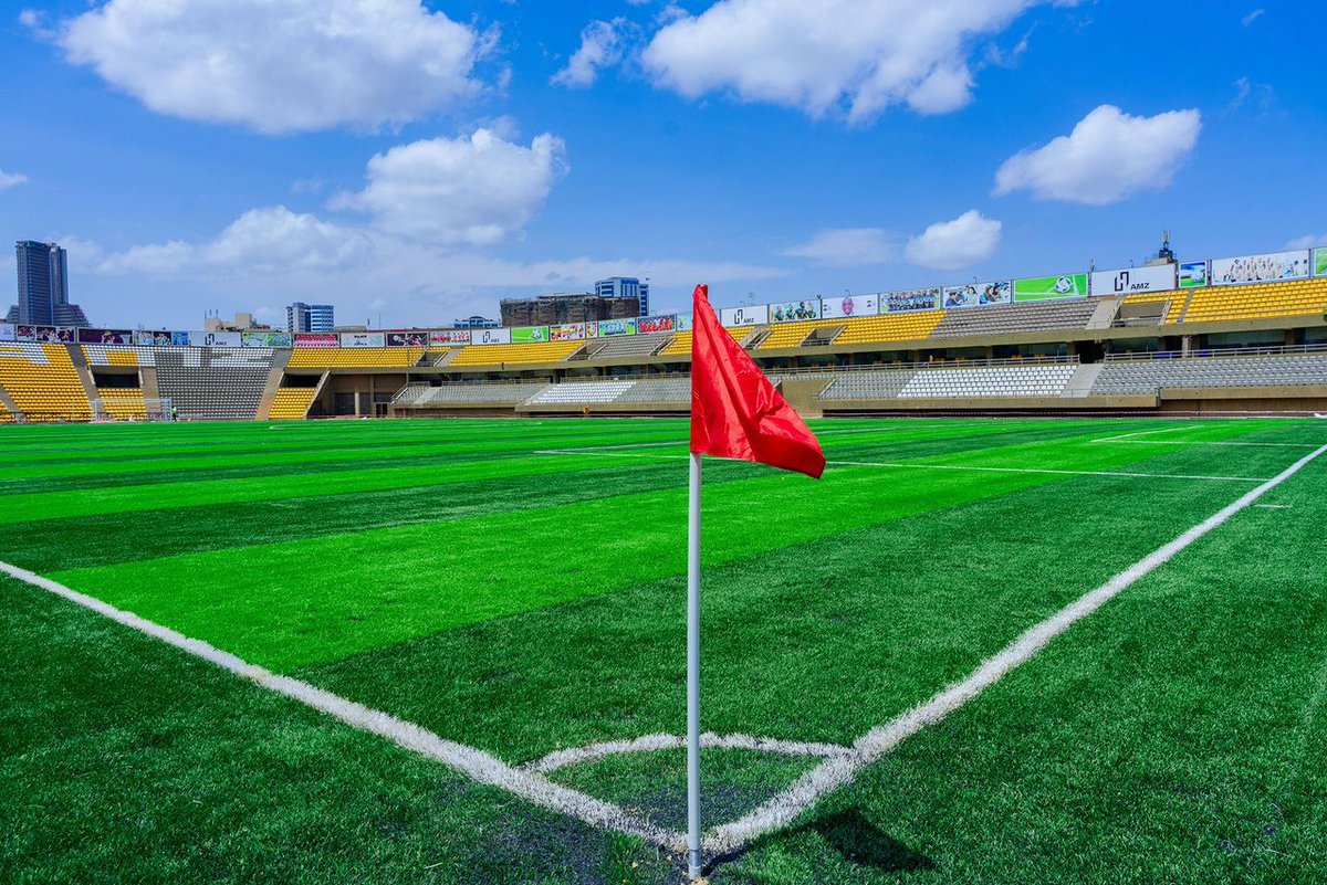 dennis_mayega's tweet photo. Which @premierleague team owns this stadium? https://t.co/sYZbHIxMUX