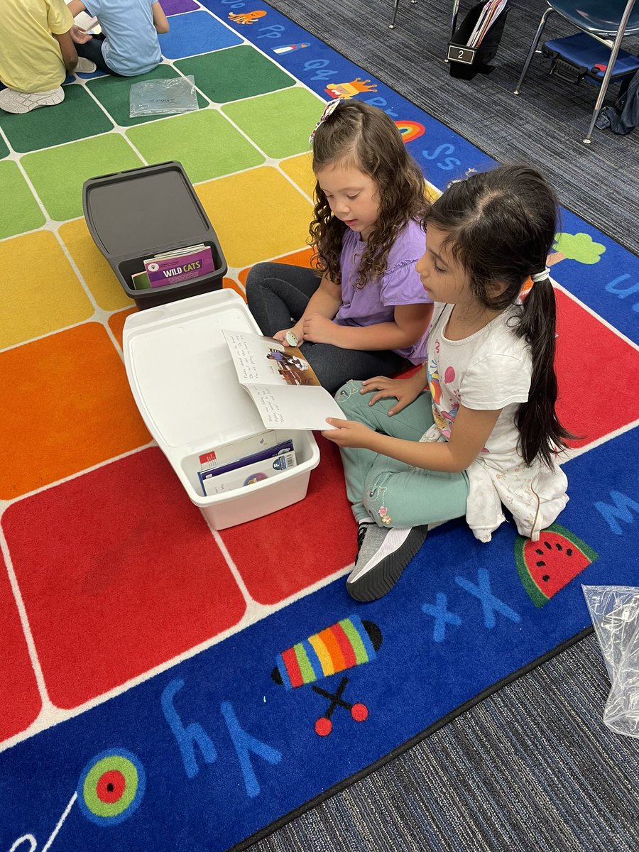 Ms. Mandik tweet media