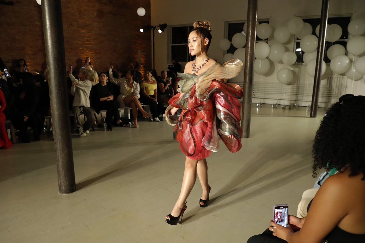 styleandsociety's tweet photo. Models walk the runway during NYFW: The Shows Ashlyn So SS24 Collection - Front Row.
@nyfw @ashlynso_ https://t.co/k3eiTFEUvT